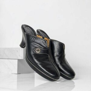 COLE HAAN LIKE NEW Black Soft Leather Heeled Mules Size 8.5 B